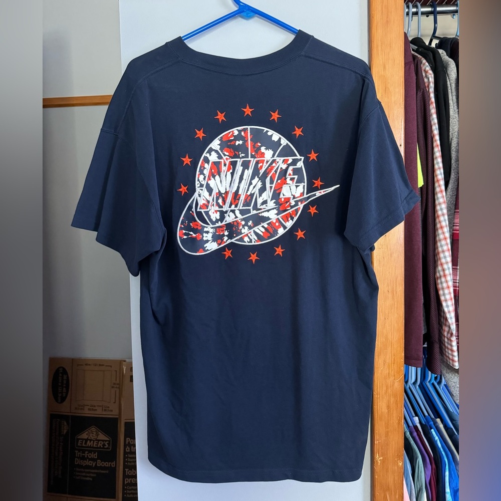 Men’s Nike T-Shirt